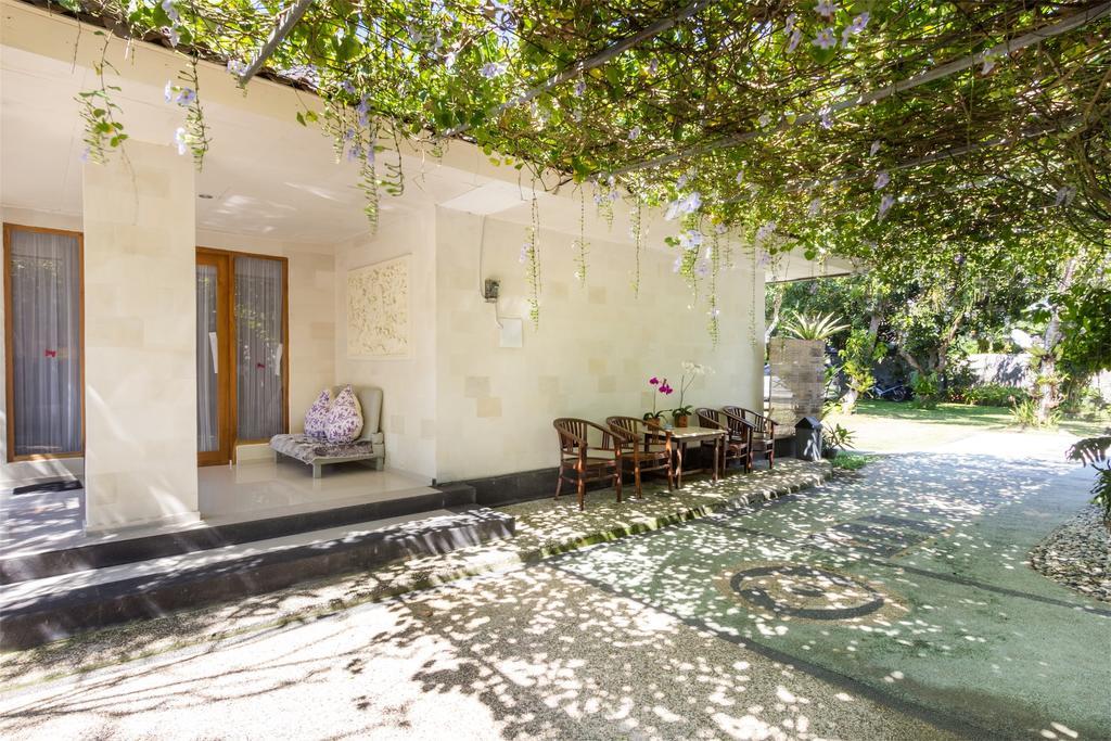 M.A Home Stay Nusa Dua  Esterno foto